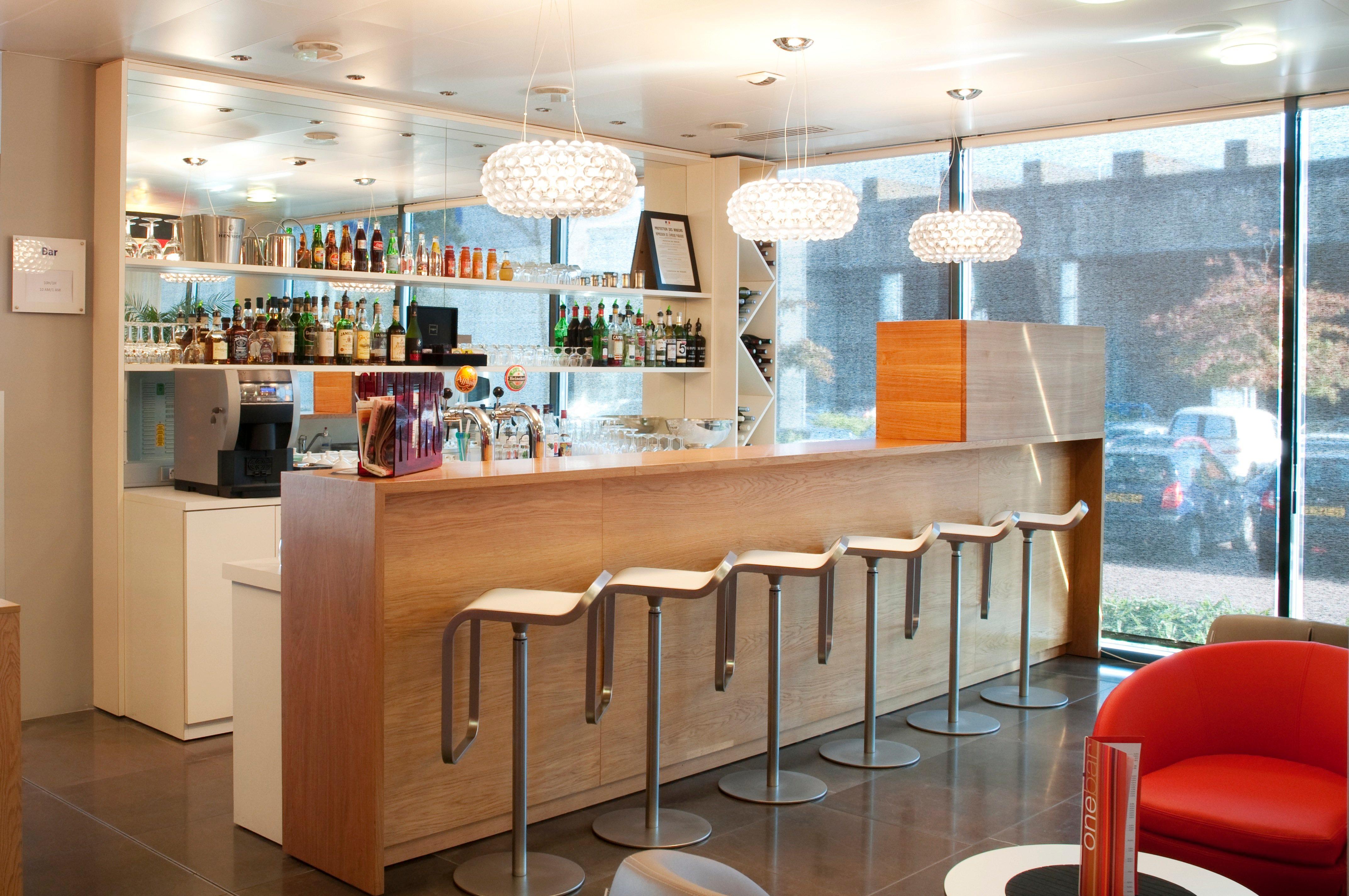 Holiday Inn Express Saint-Nazaire By Ihg Restaurant photo